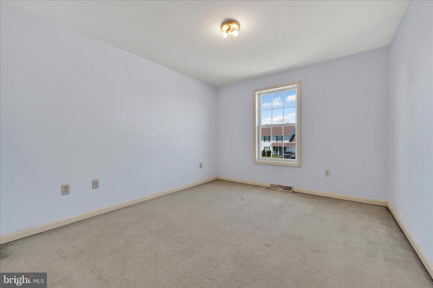 480 Daisy Drive photo 20