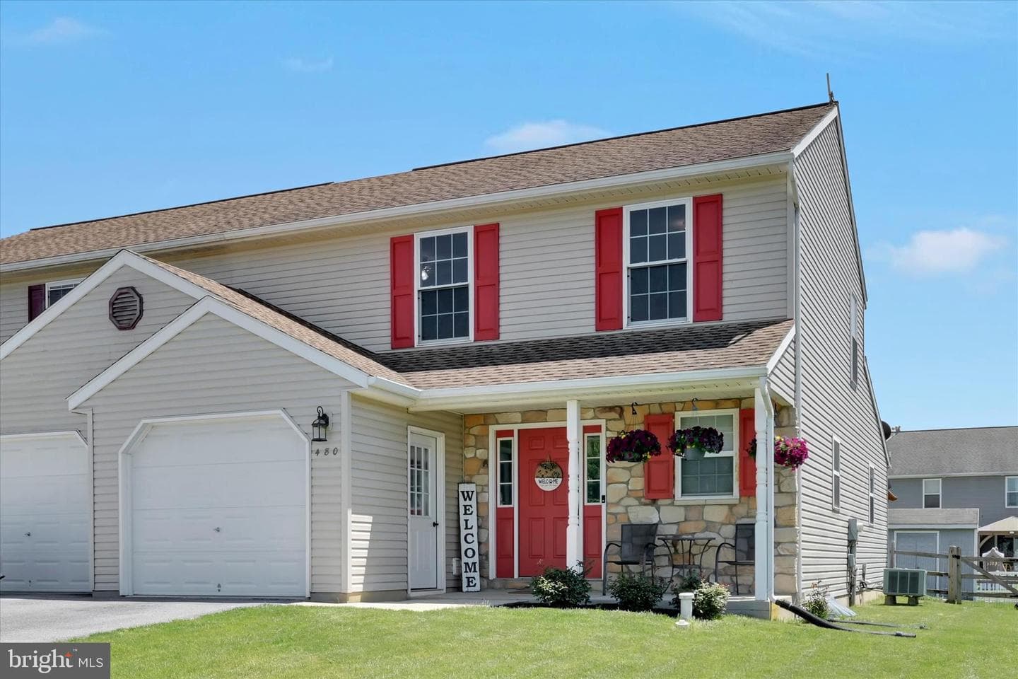 480 Daisy Drive photo 4