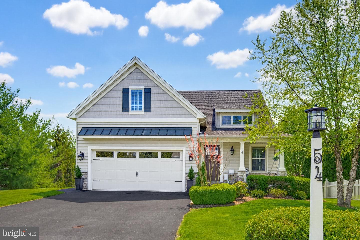 54 Circle Rock Drive