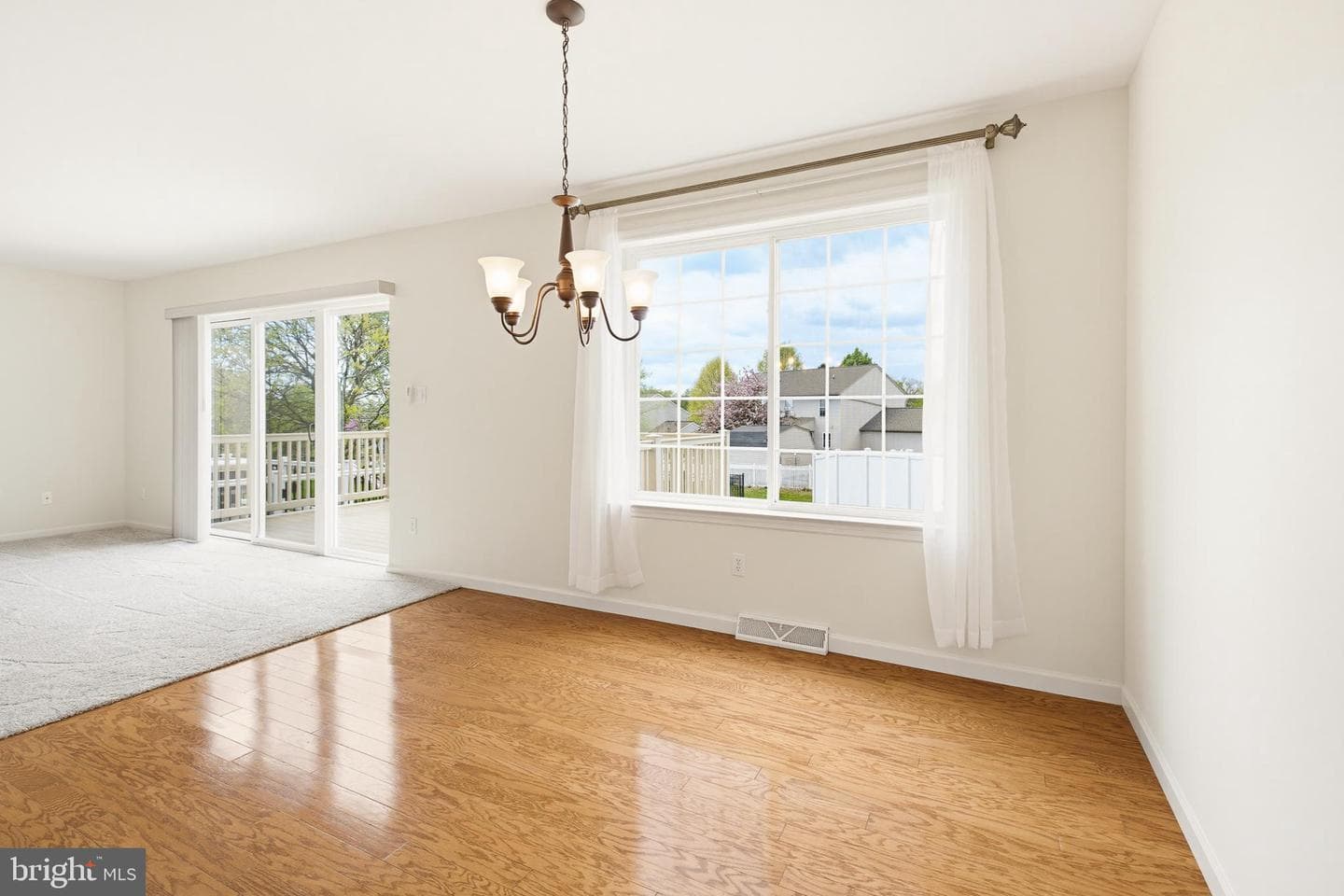 142 Beech Street photo 21