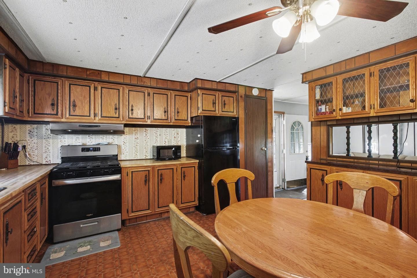 134 Locust Lane photo 5