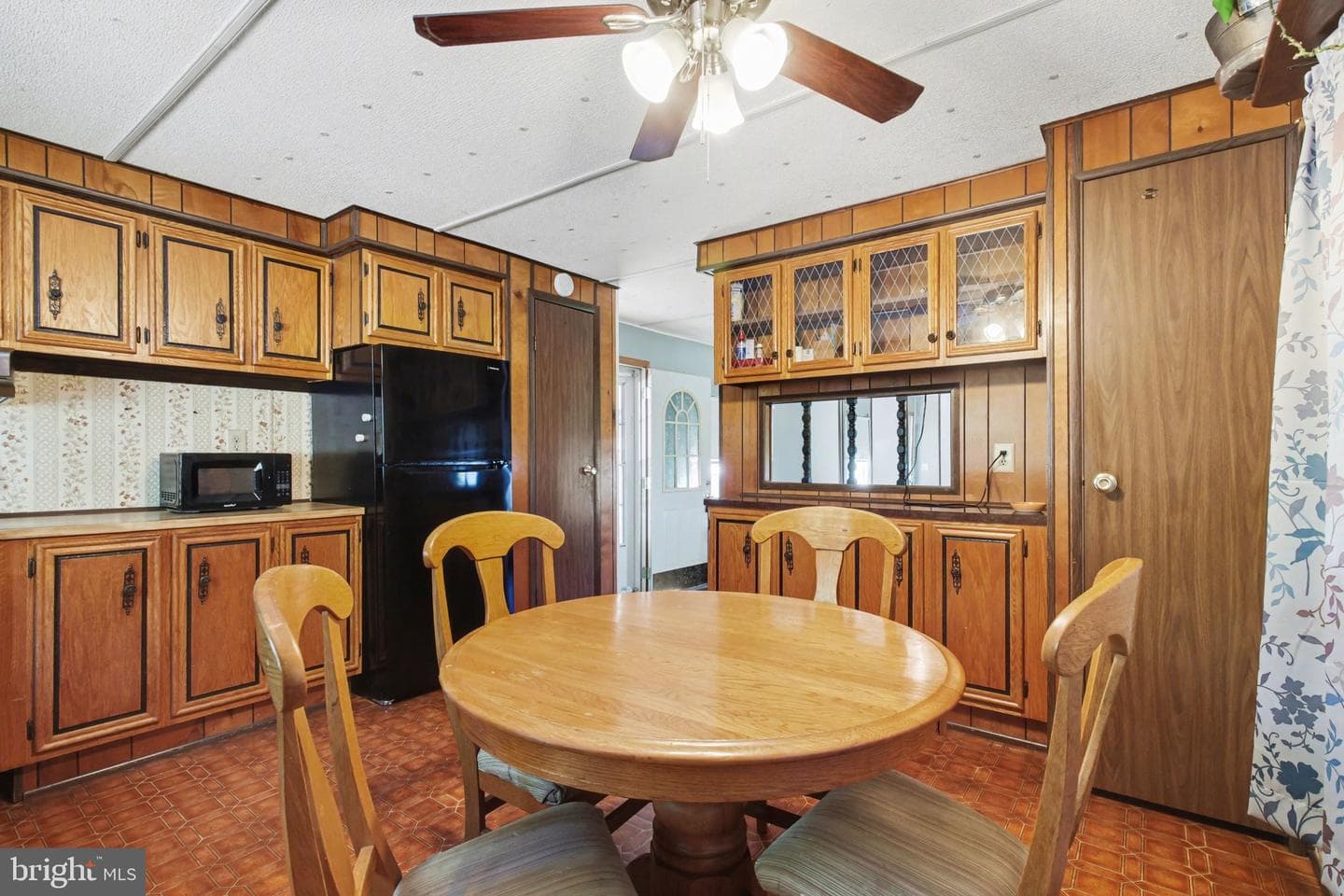134 Locust Lane photo 6