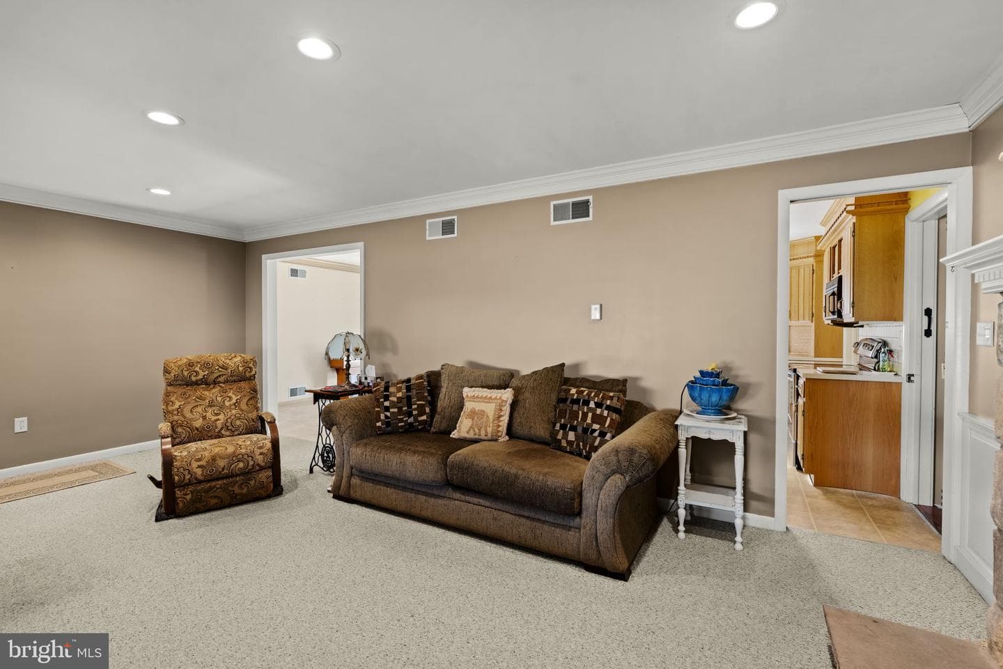 77 Glendale Drive photo 12