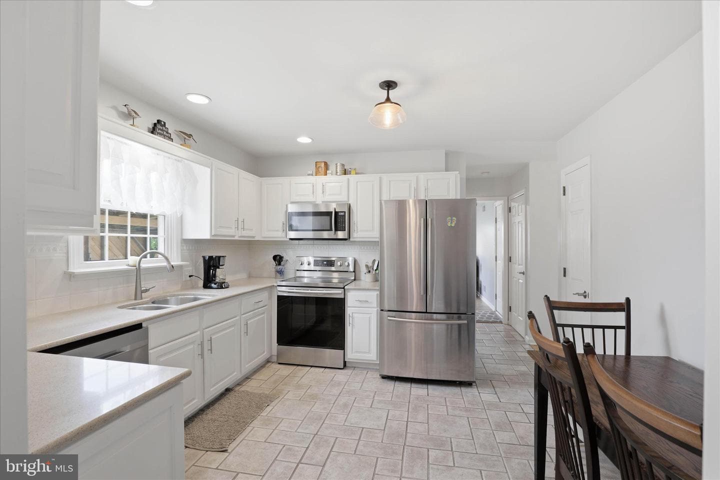 22 Hillcrest Drive photo 16