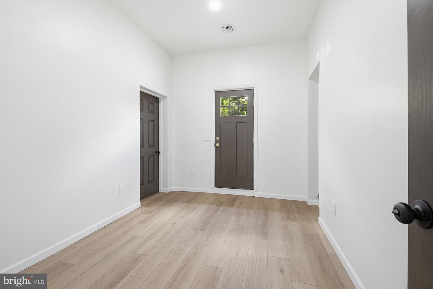 112 Saw Mill Road photo 26