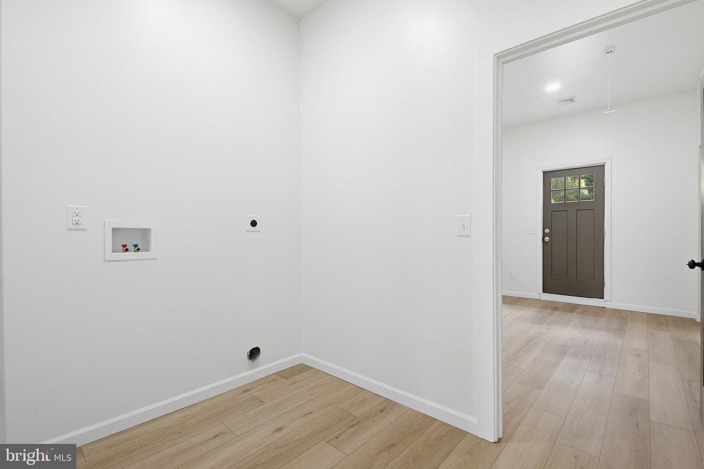 112 Saw Mill Road photo 27