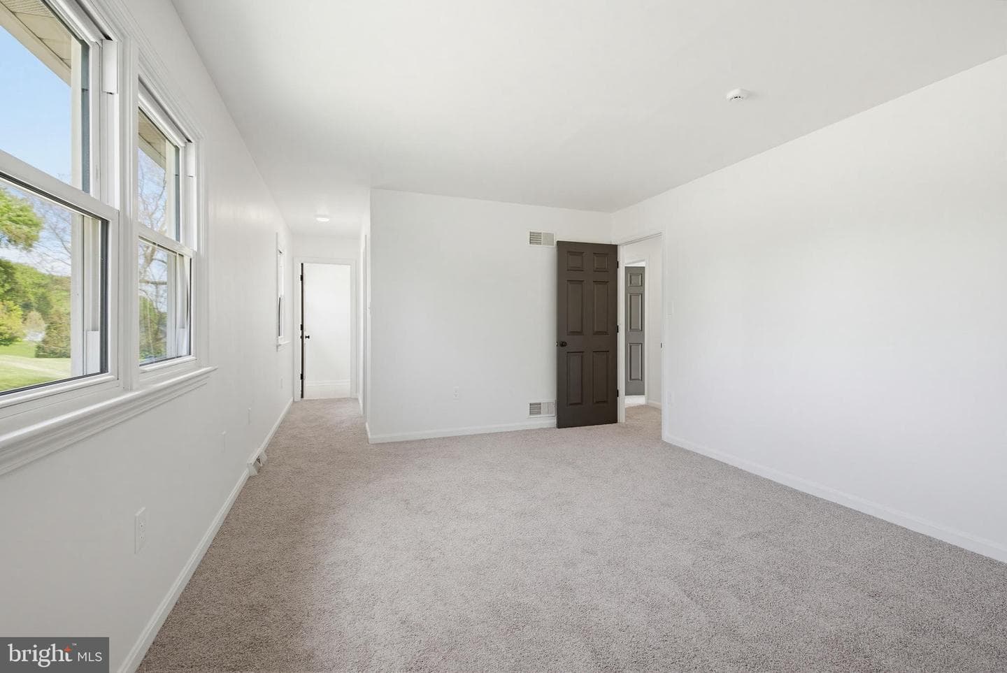 112 Saw Mill Road photo 33