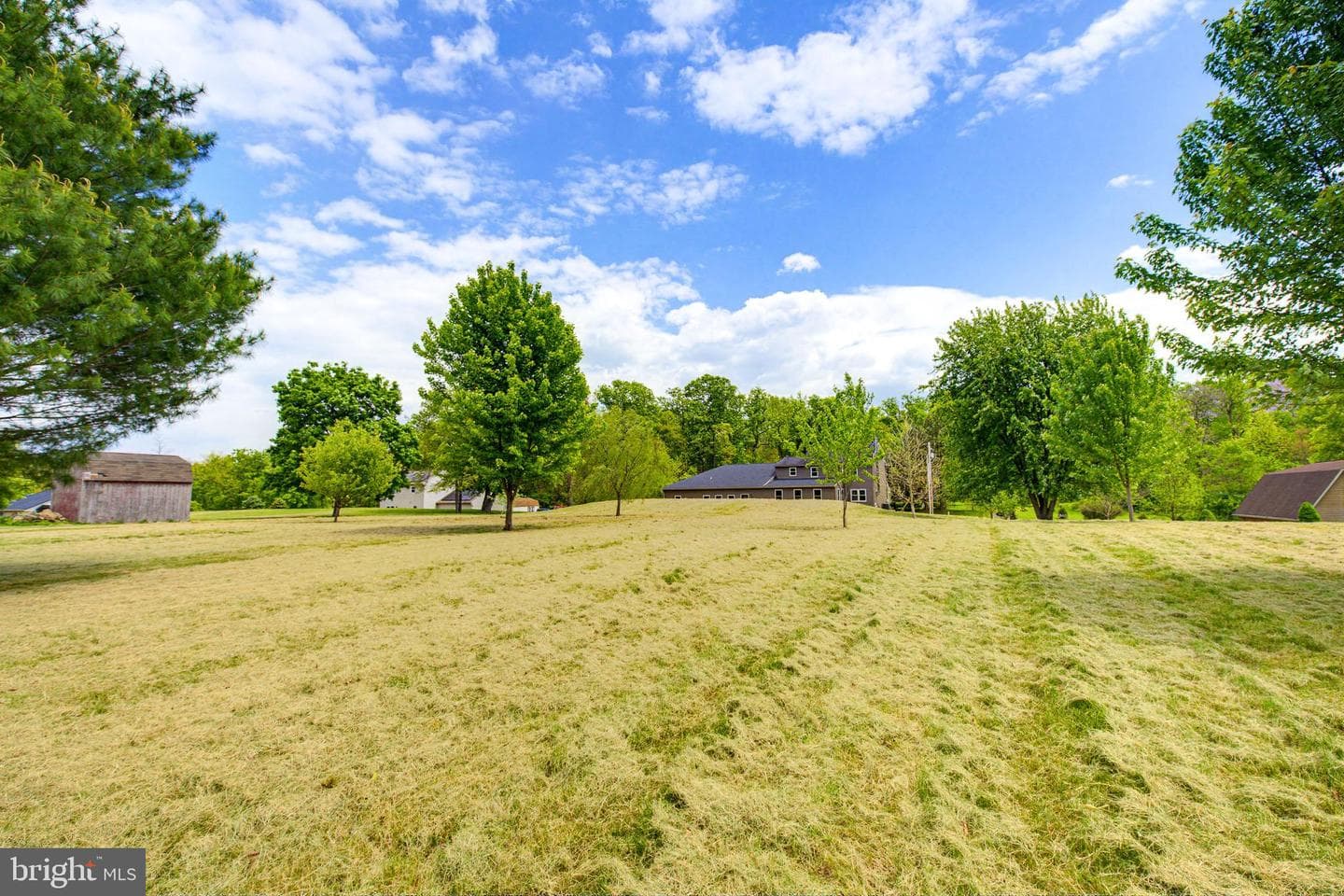112 Saw Mill Road photo 48