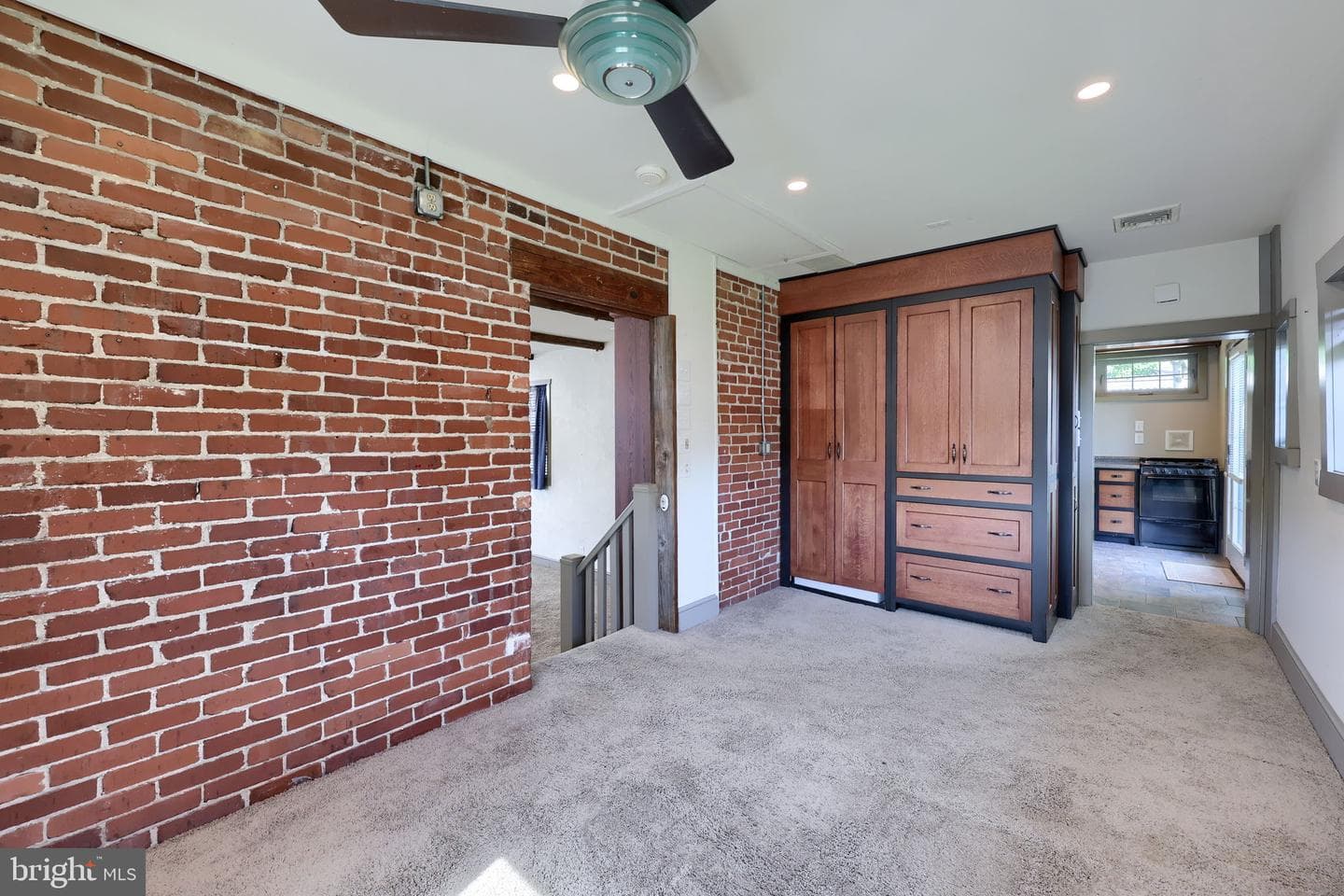 287 Duke Street photo 49