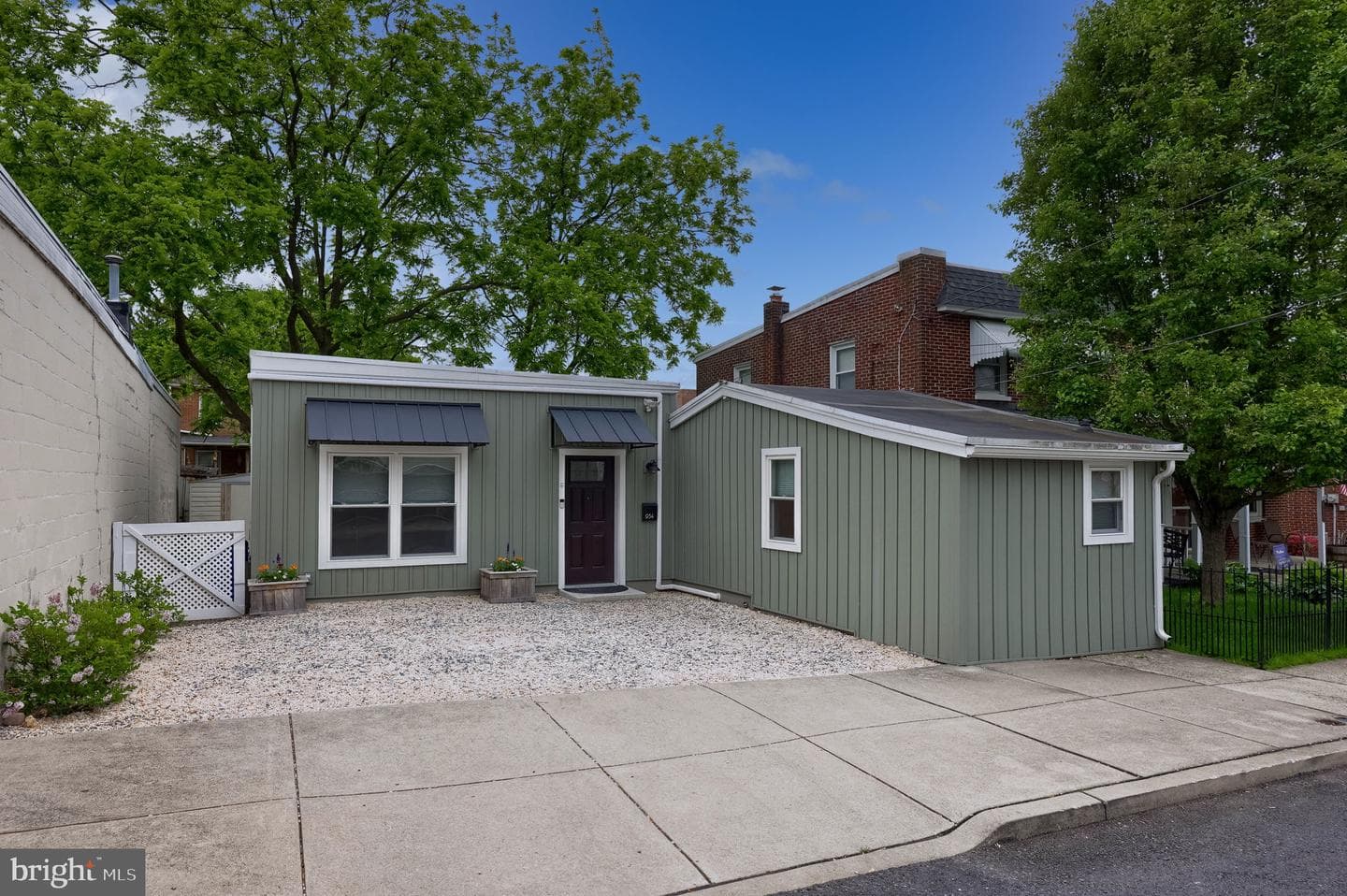 934 W Vine Street