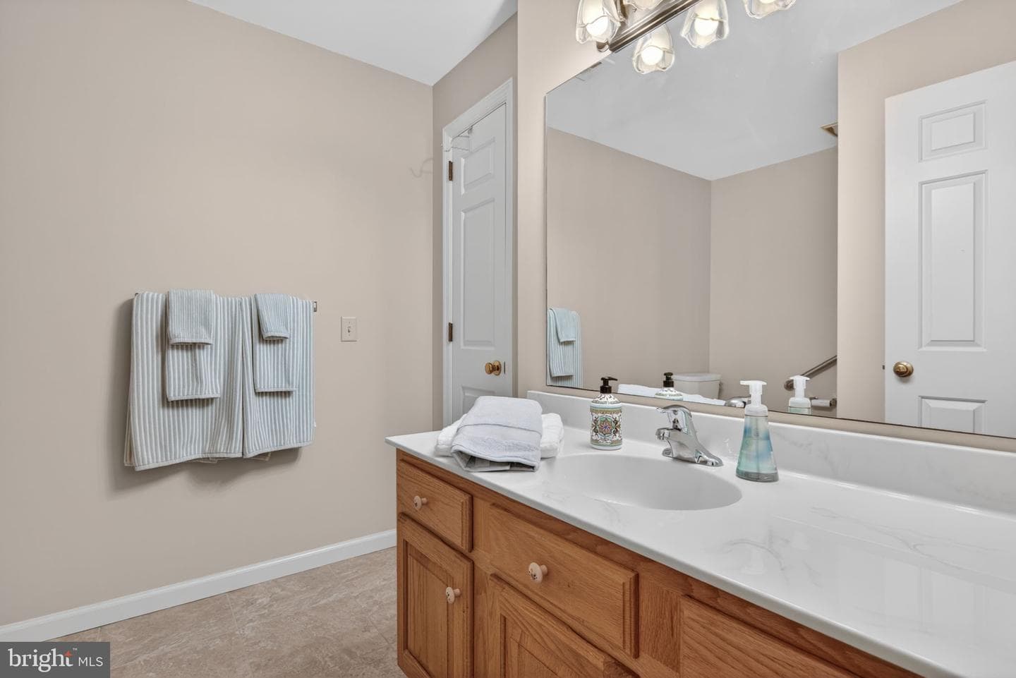 237 Black Oak Drive photo 19