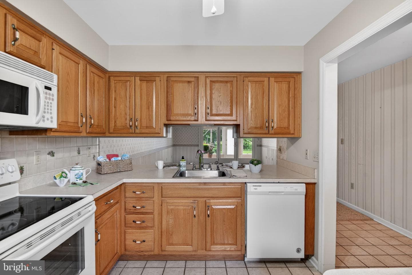 237 Black Oak Drive photo 8