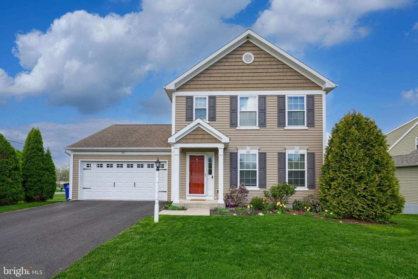 100 Kenneth Drive