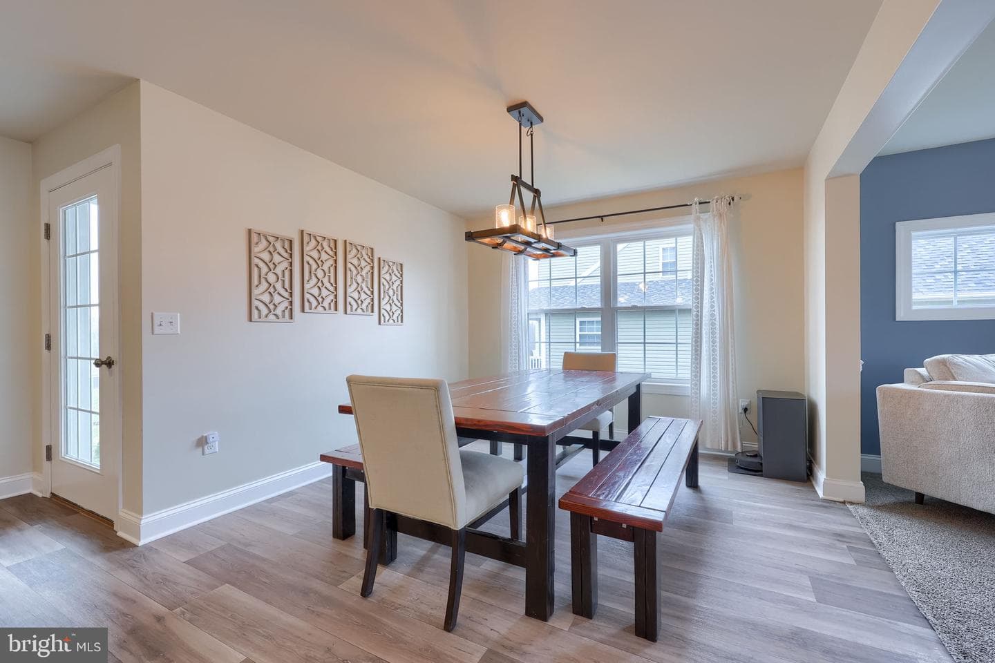 100 Kenneth Drive photo 26