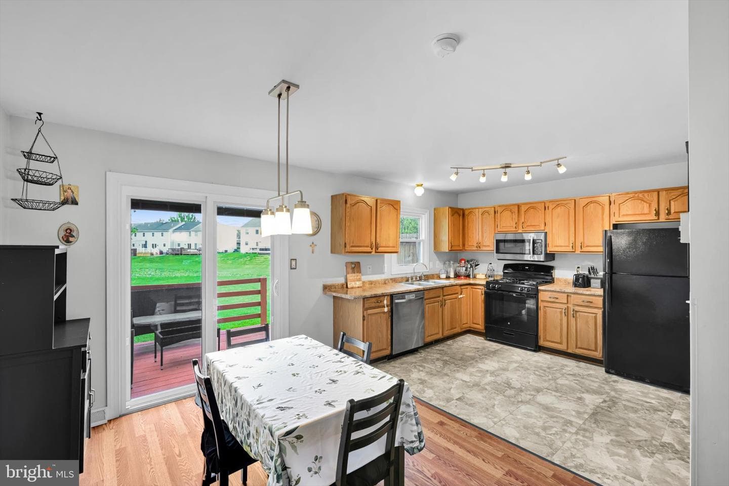 61 Brookfield Road photo 11