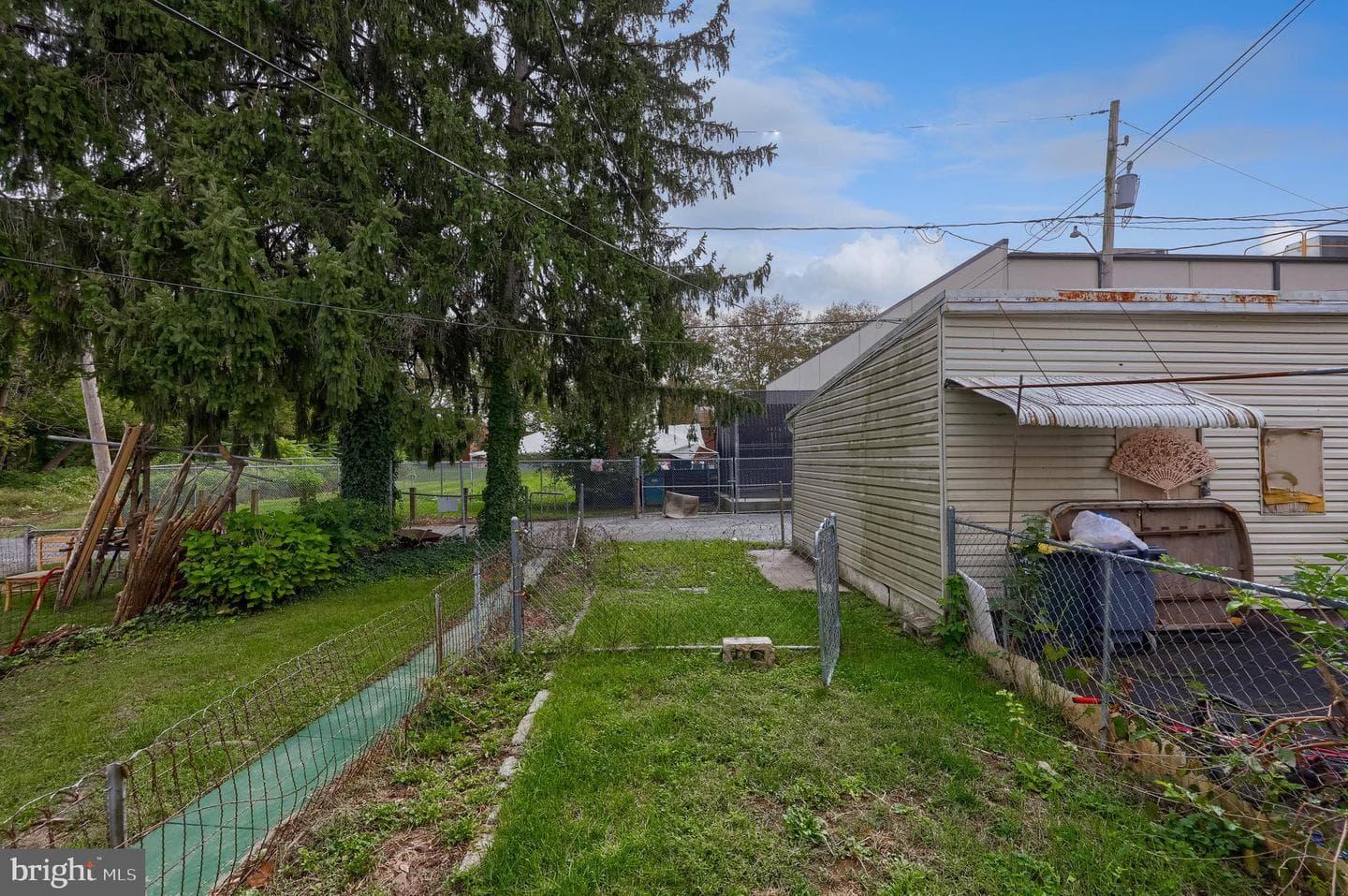 654 New Holland Avenue photo 26
