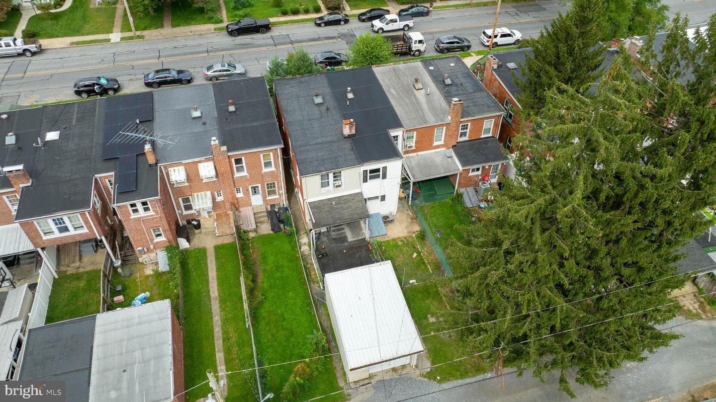 654 New Holland Avenue photo 32