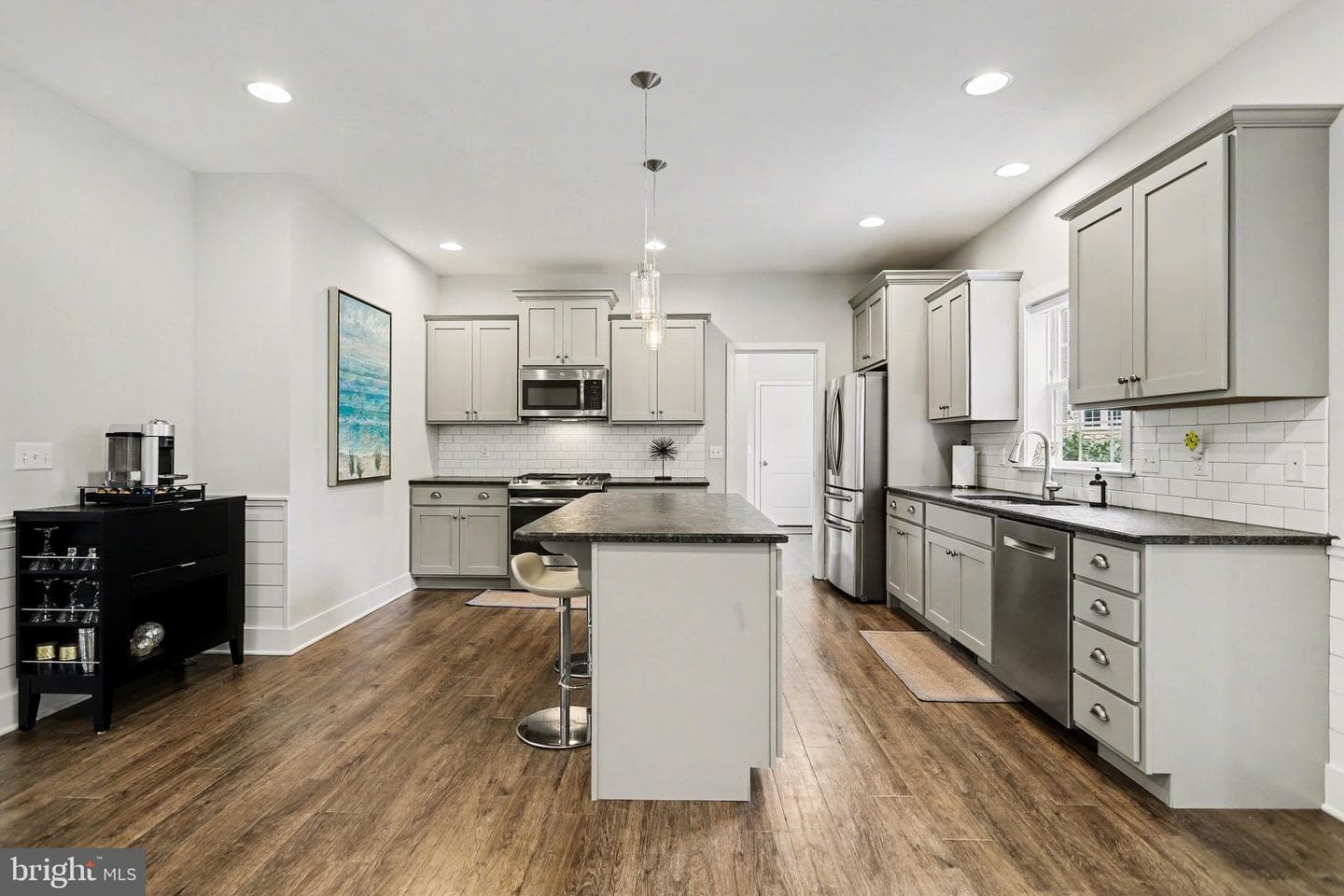 401 Wendover Way photo 11