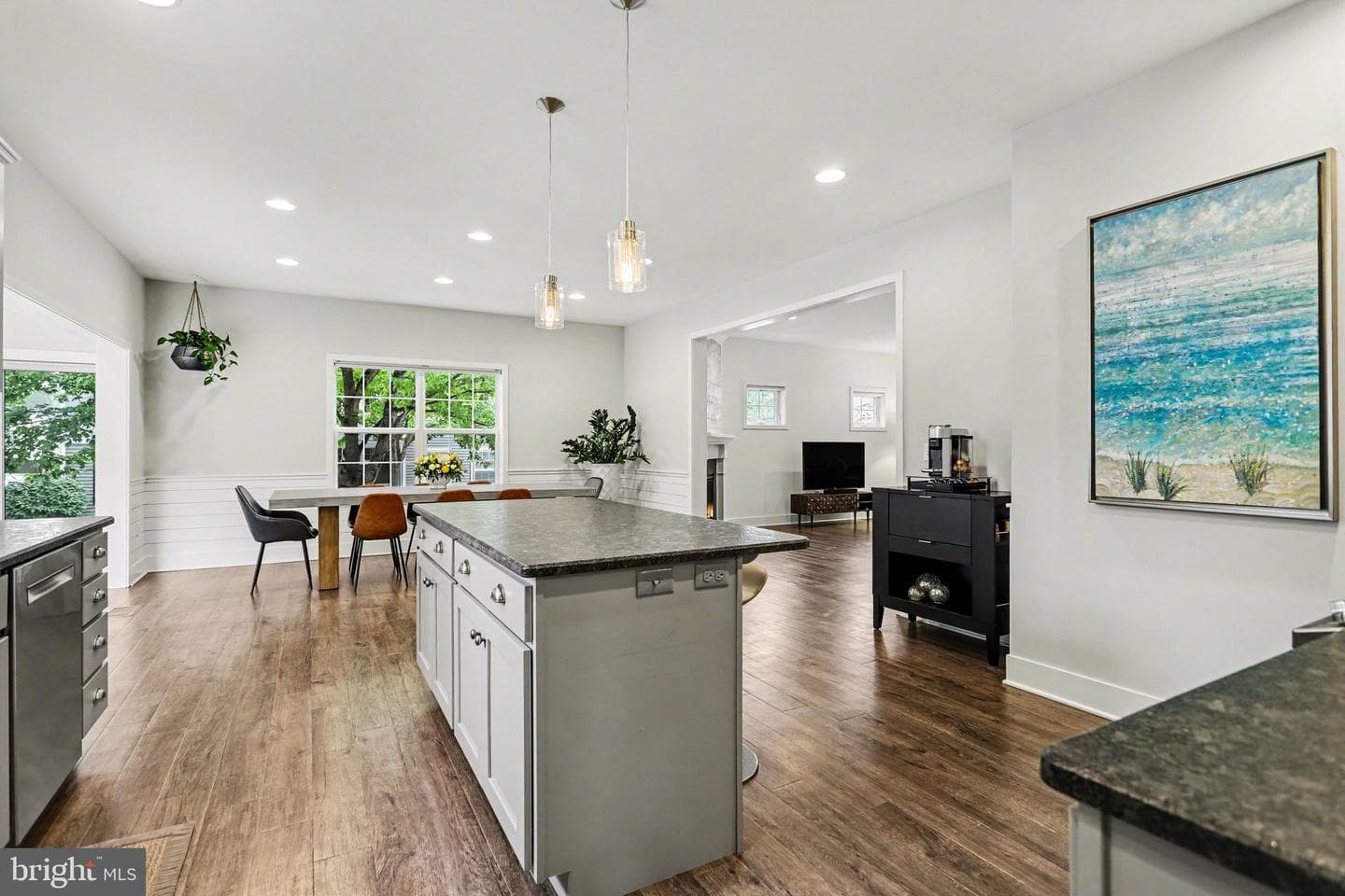 401 Wendover Way photo 12