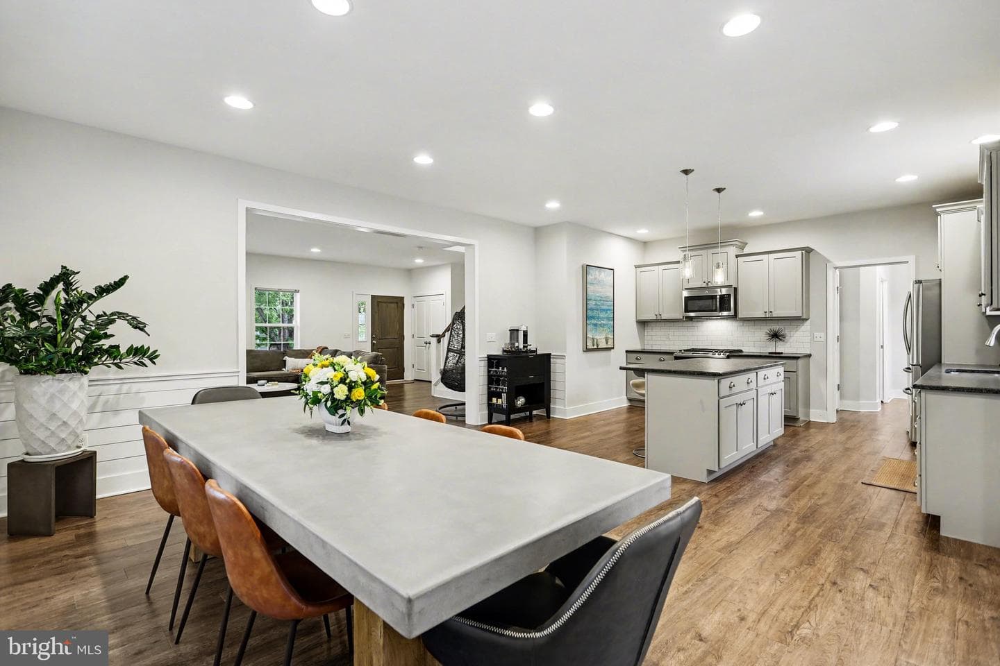 401 Wendover Way photo 15
