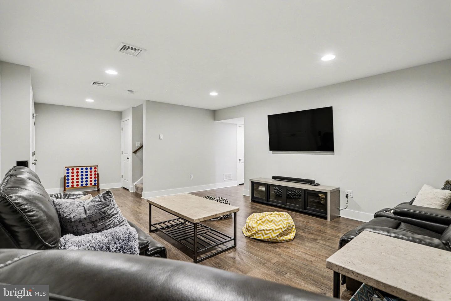 401 Wendover Way photo 18