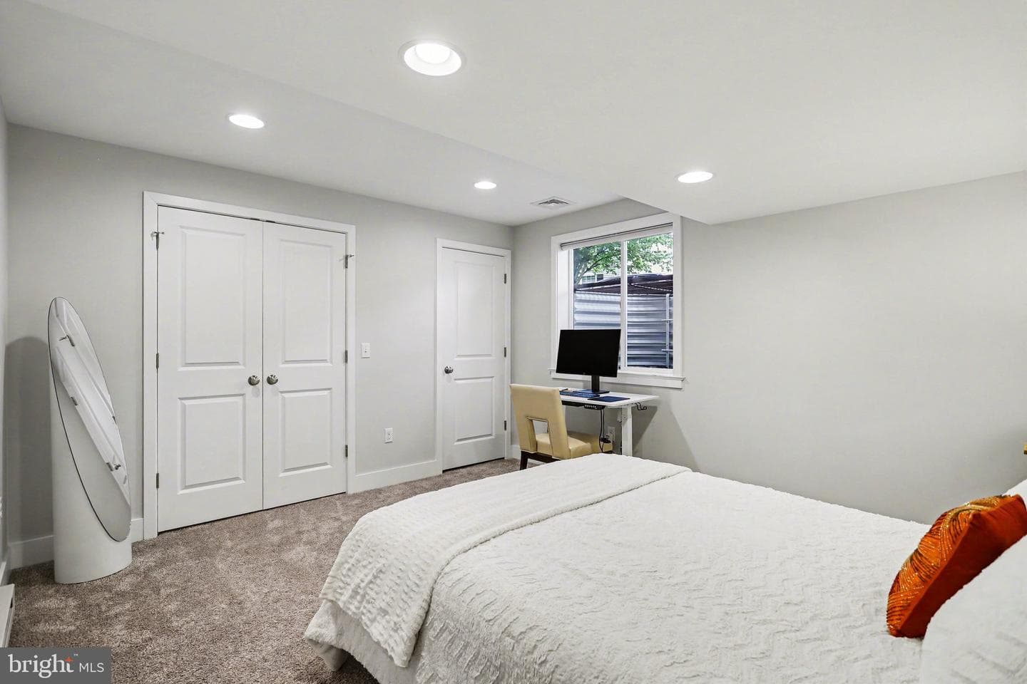 401 Wendover Way photo 19