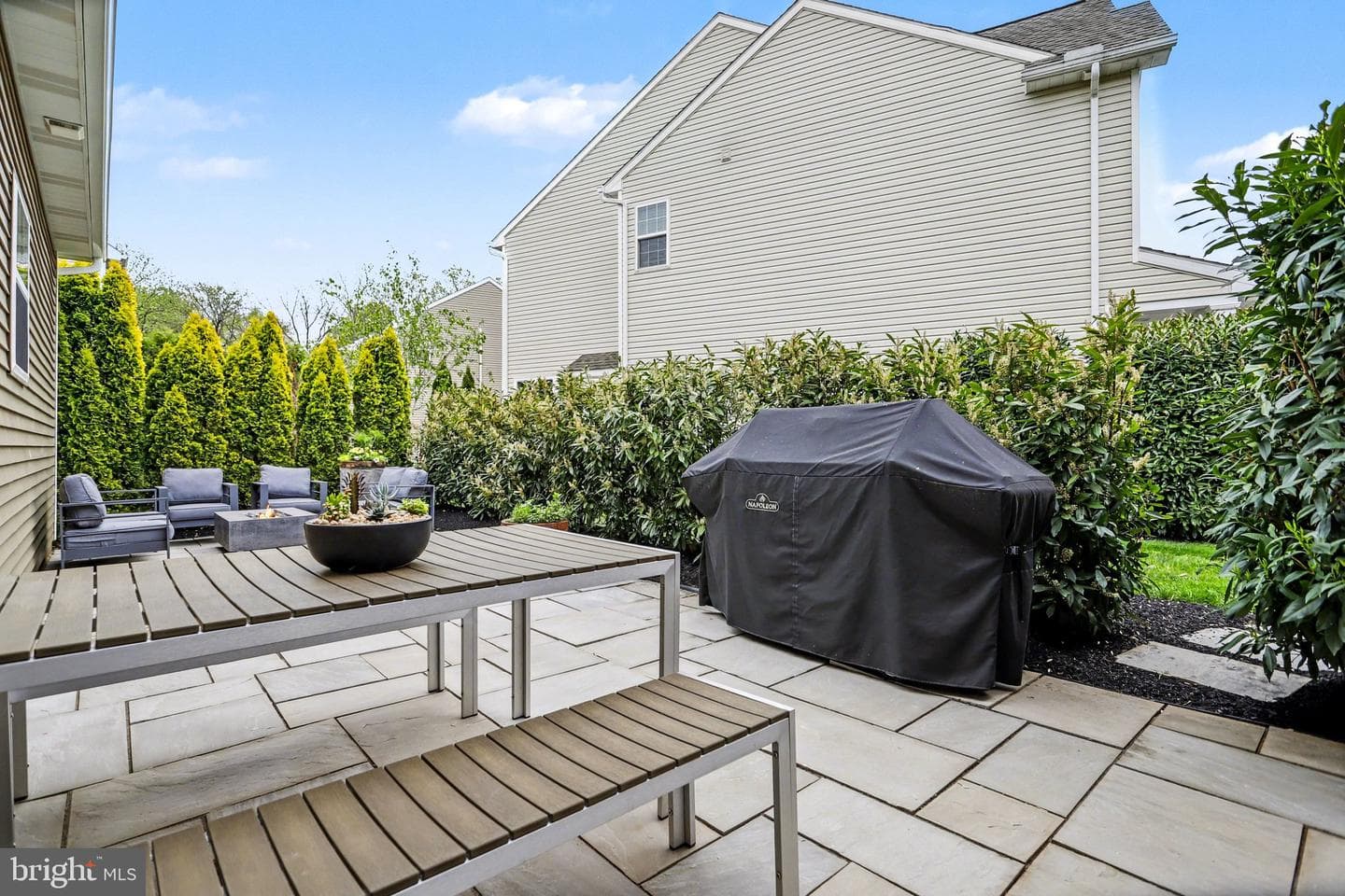 401 Wendover Way photo 34