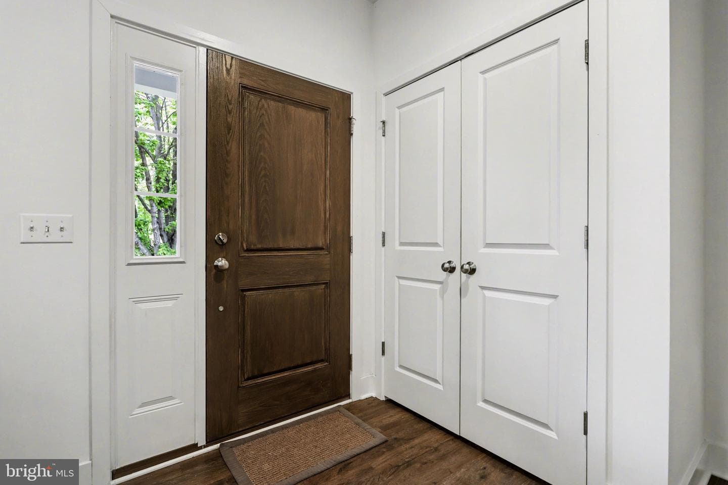 401 Wendover Way photo 6