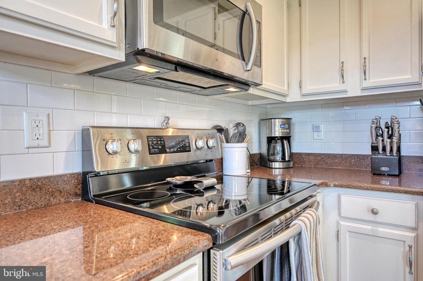 50 Pheasant Lane photo 11