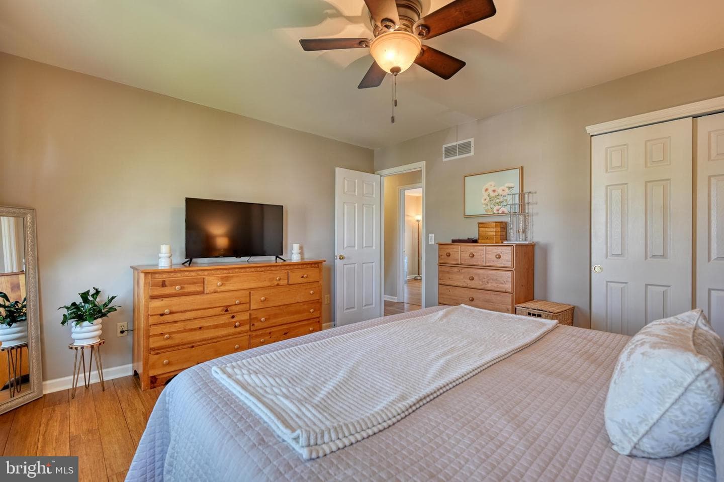 50 Pheasant Lane photo 19