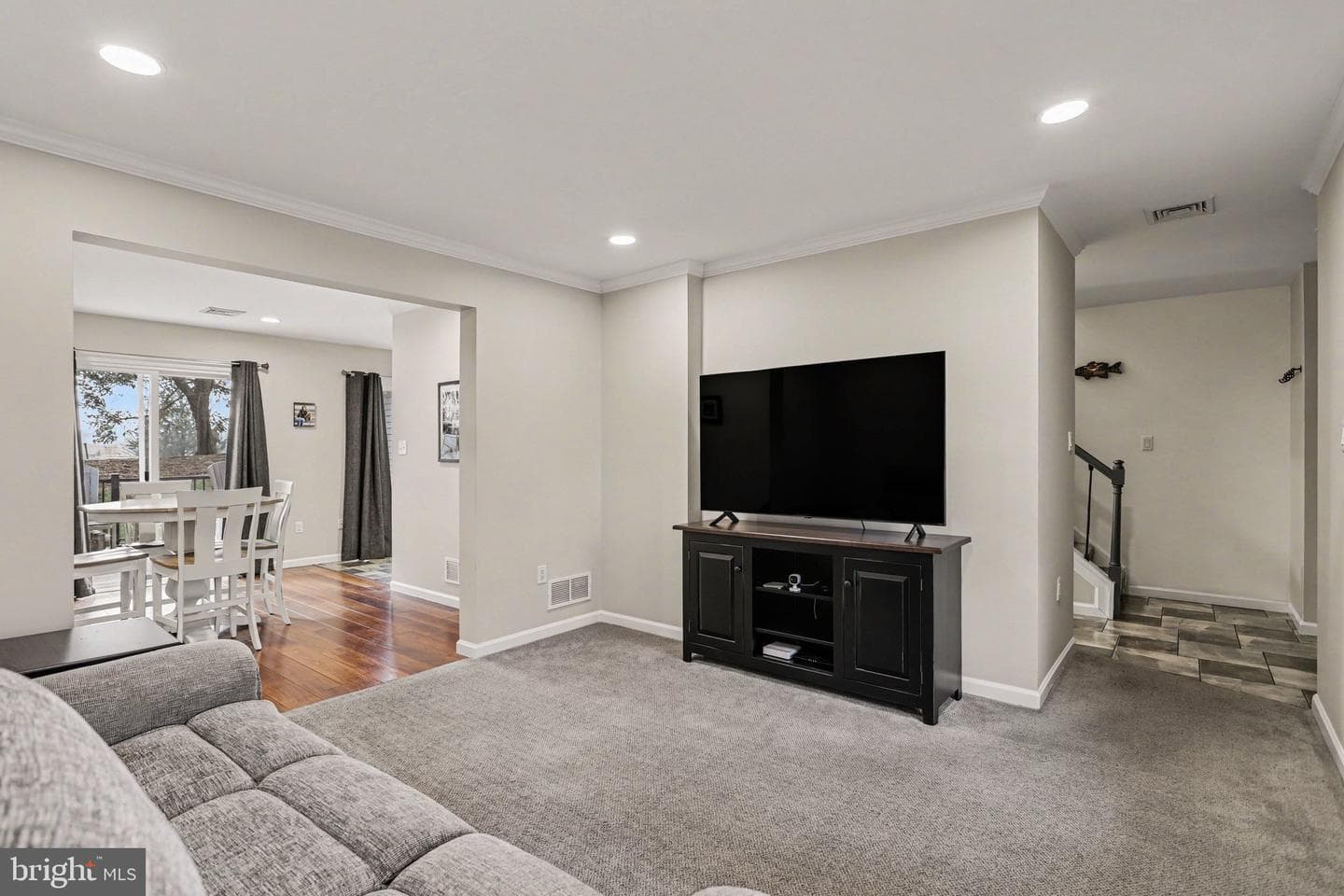 458 Meadowlark Lane photo 8