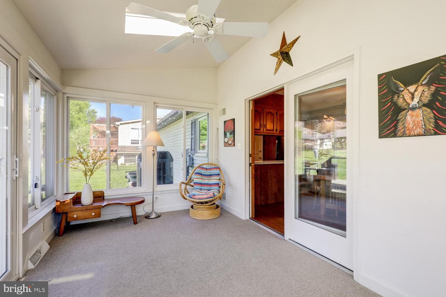 916 Dawn Avenue photo 19