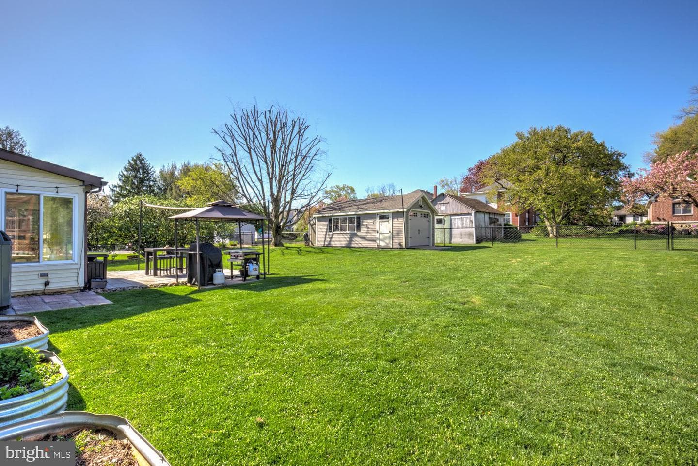 916 Dawn Avenue photo 42