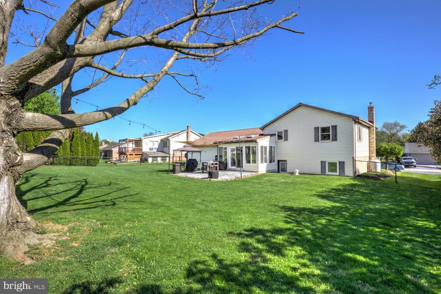 916 Dawn Avenue photo 48