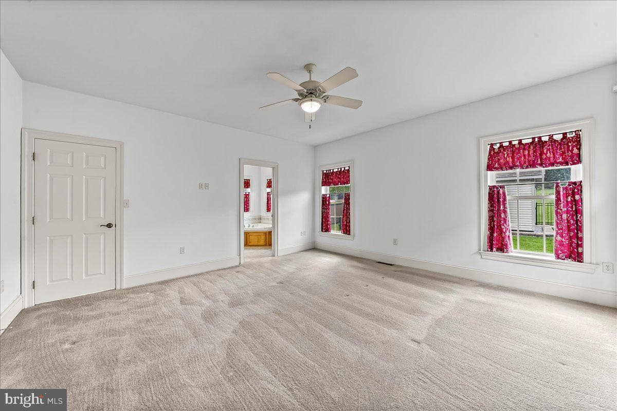 1424 Martin Street photo 22