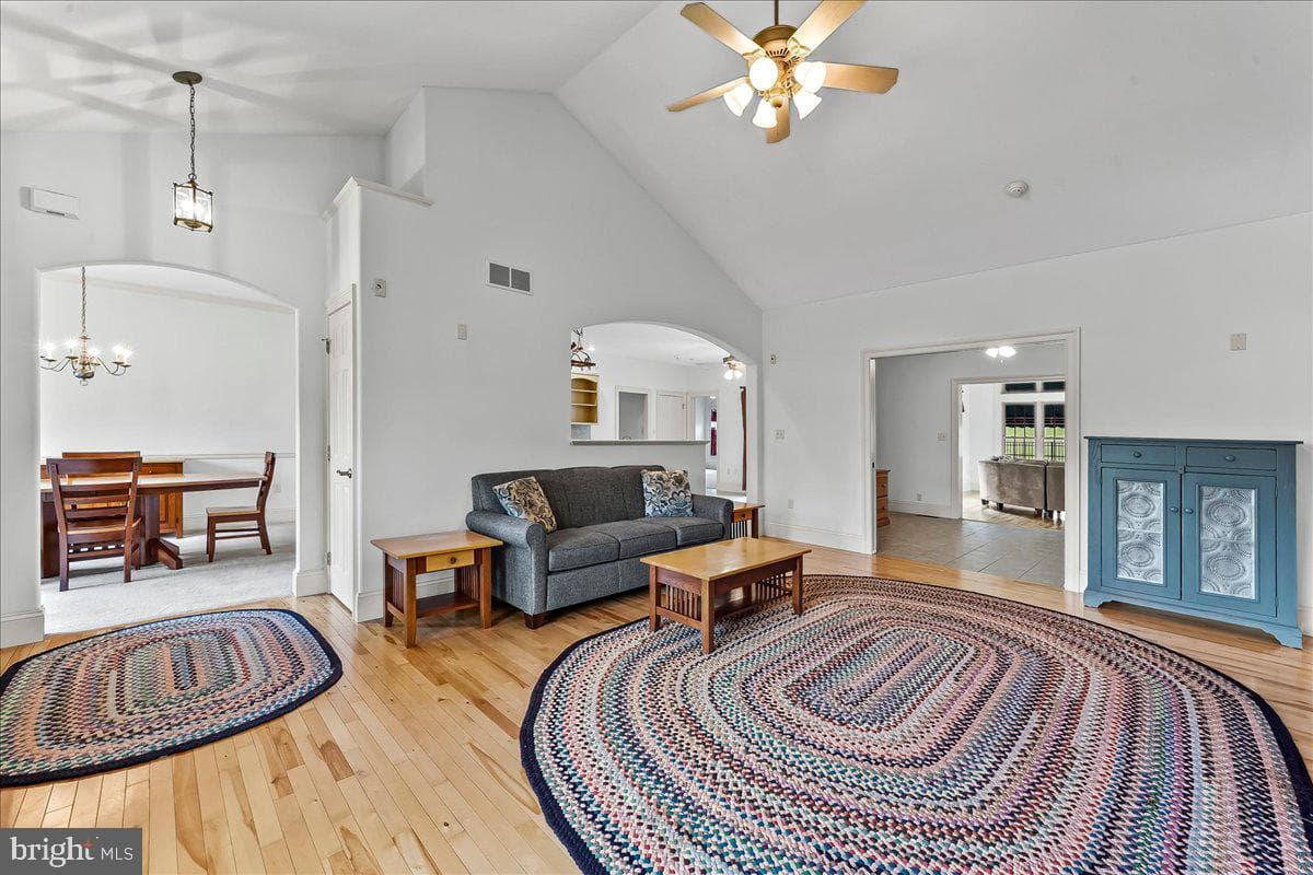 1424 Martin Street photo 4