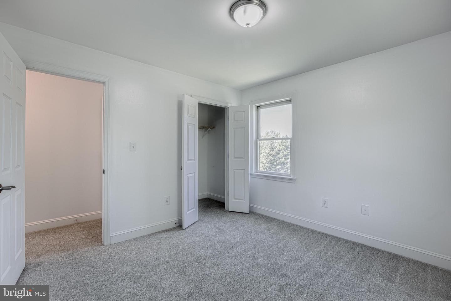 344 W Charlotte Street photo 31