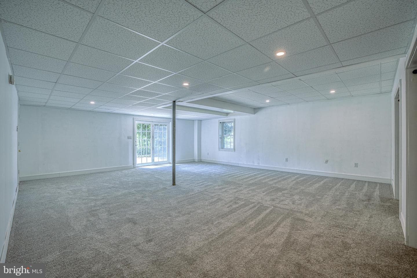 344 W Charlotte Street photo 37