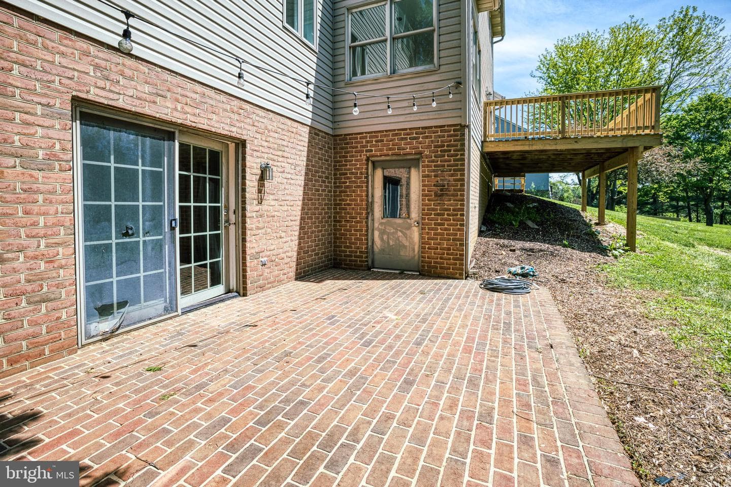 344 W Charlotte Street photo 40