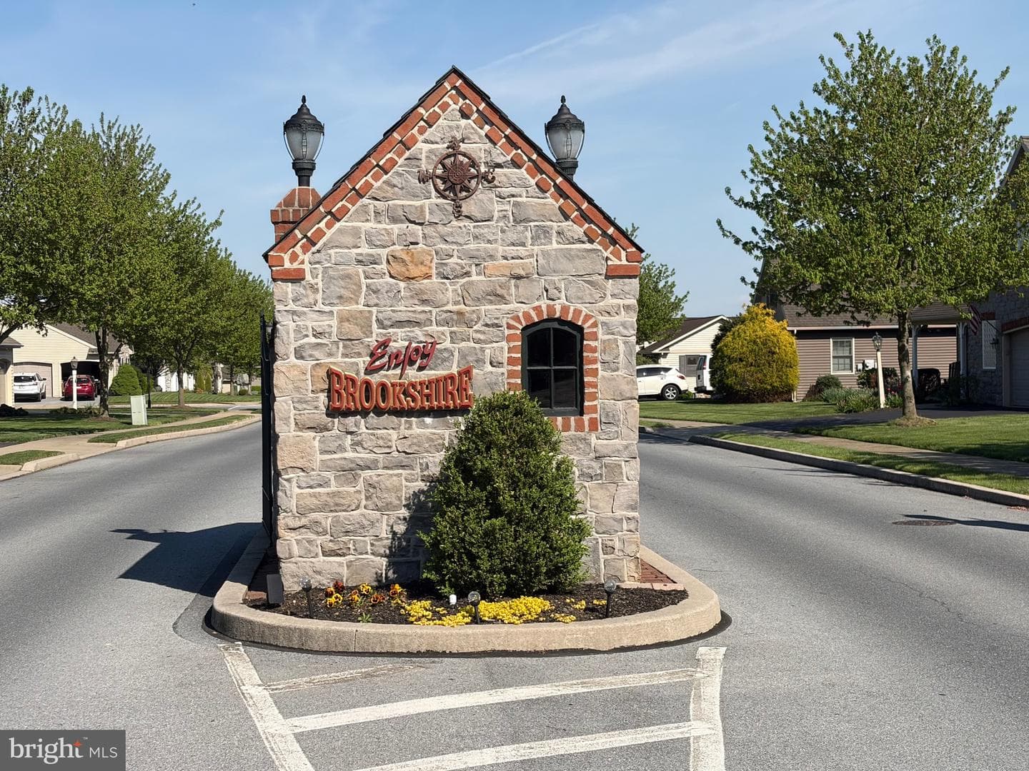931 Cambridge Drive, Manheim
