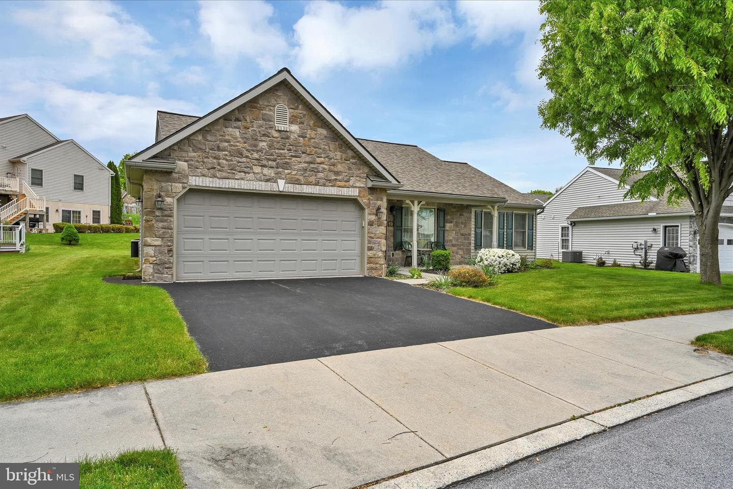 931 Cambridge Drive photo 5