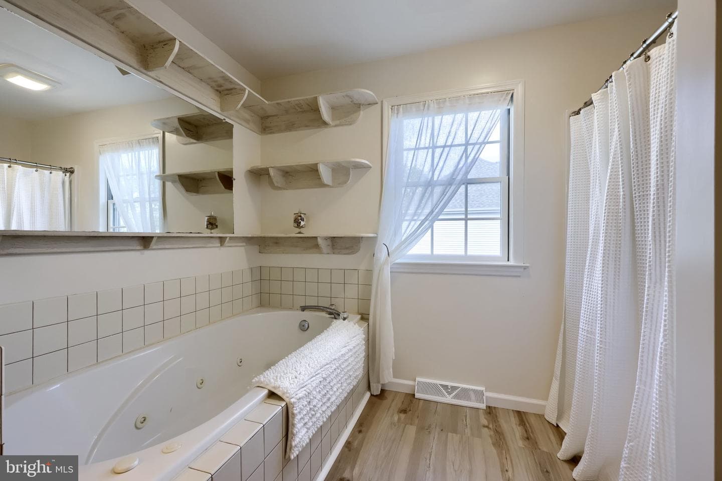 2462 Carriage Drive photo 52