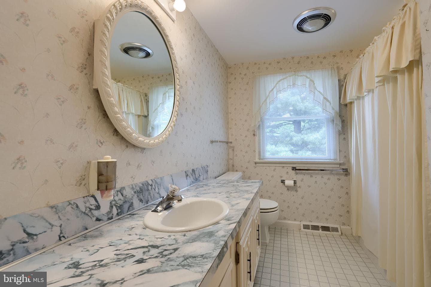 1816 Beverly Drive photo 34