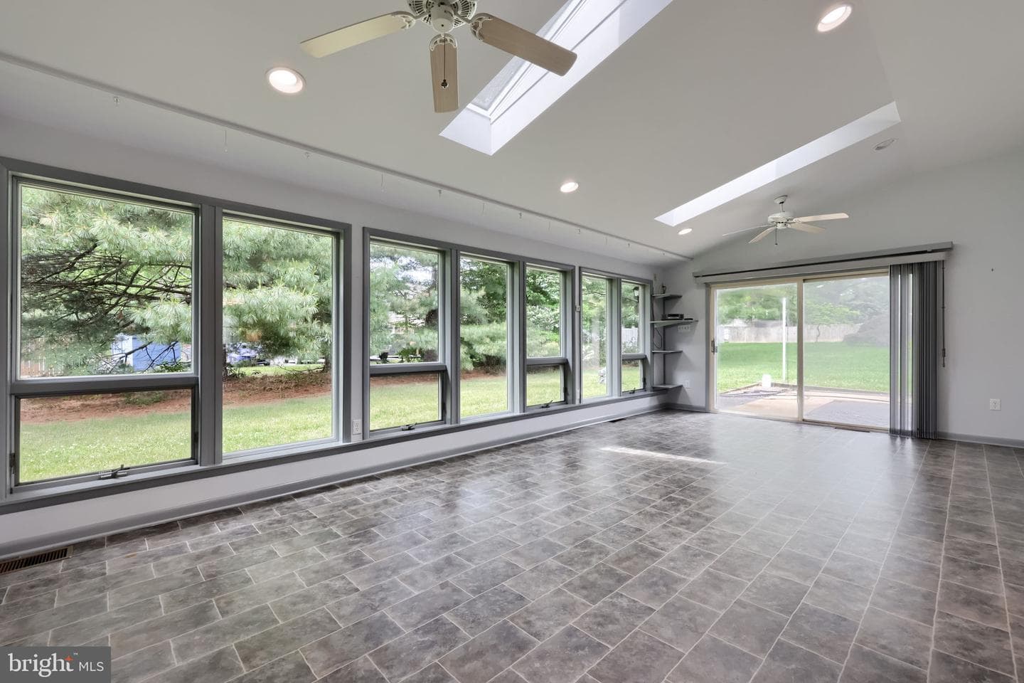 1816 Beverly Drive photo 40