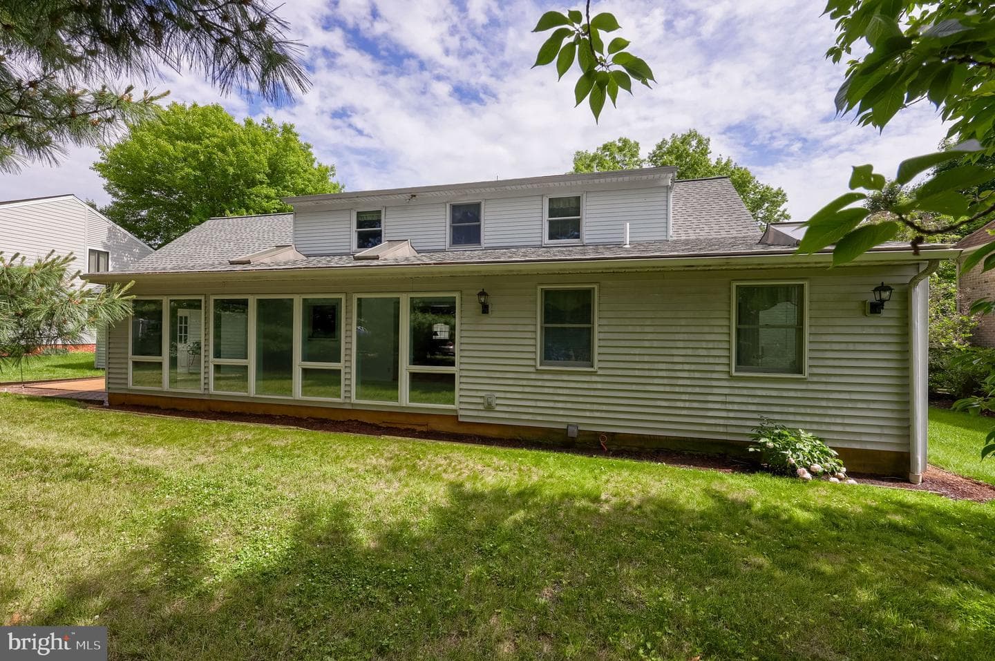 1816 Beverly Drive photo 6