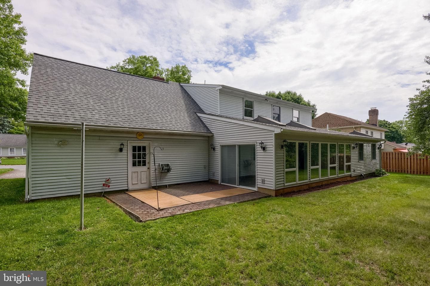 1816 Beverly Drive photo 7