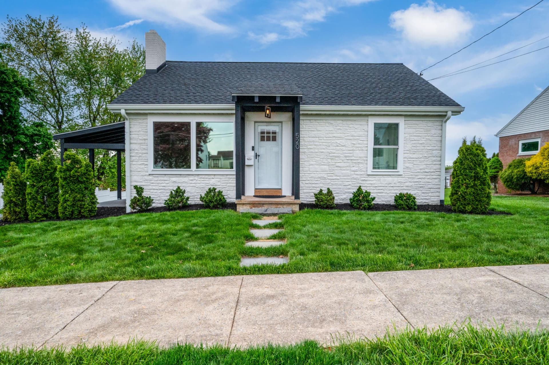 520 Elm Street photo 26