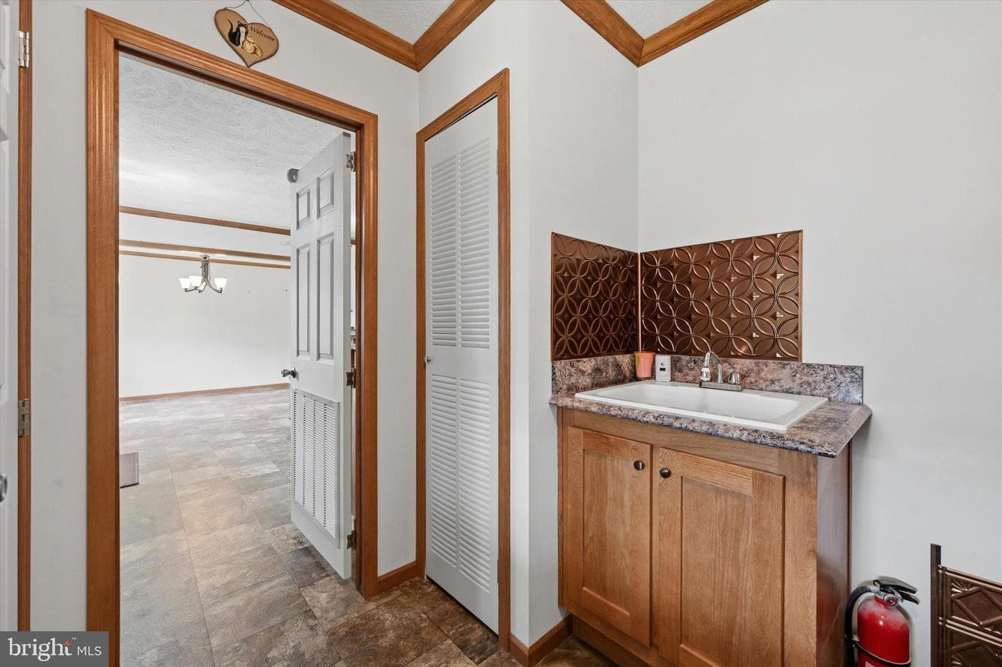 47 Makenna Avenue photo 12