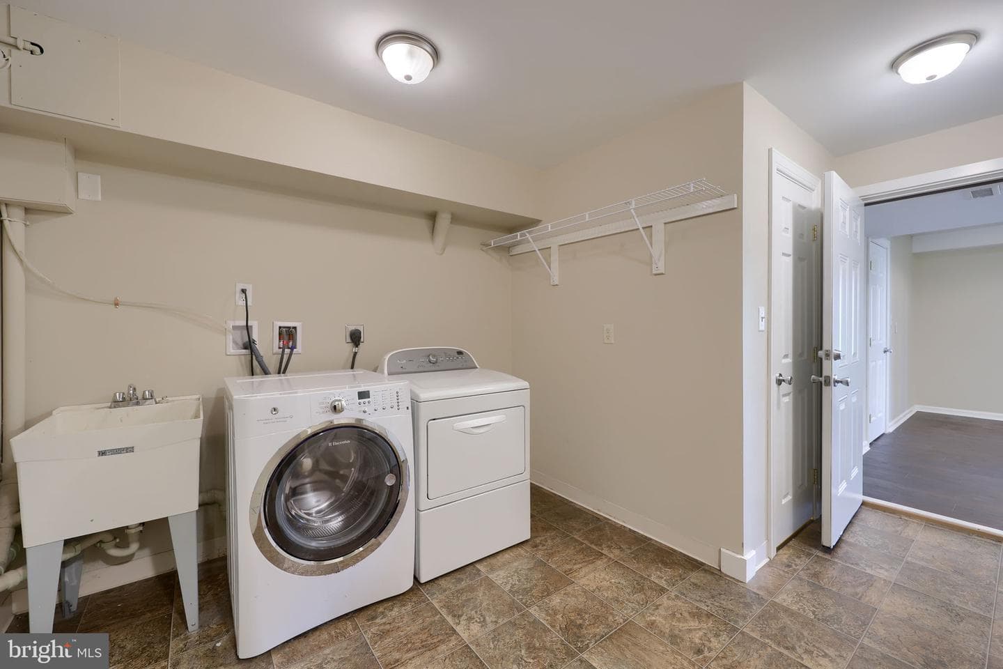 249 Steepbank Road photo 34