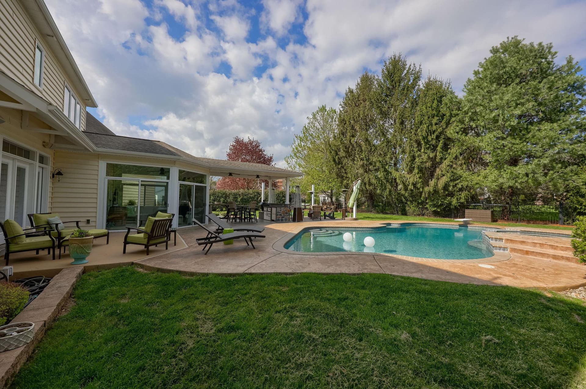 517 Wheatfield Drive photo 81